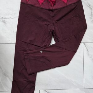 Lululemon Burgundy, Mesh Bottom Detail Crops. Drawstring Waist.